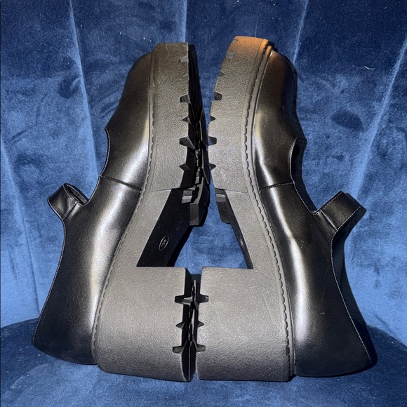 Madden Girl Black Mary Jane Platform Shoes Size 9 - Picture 4 of 6